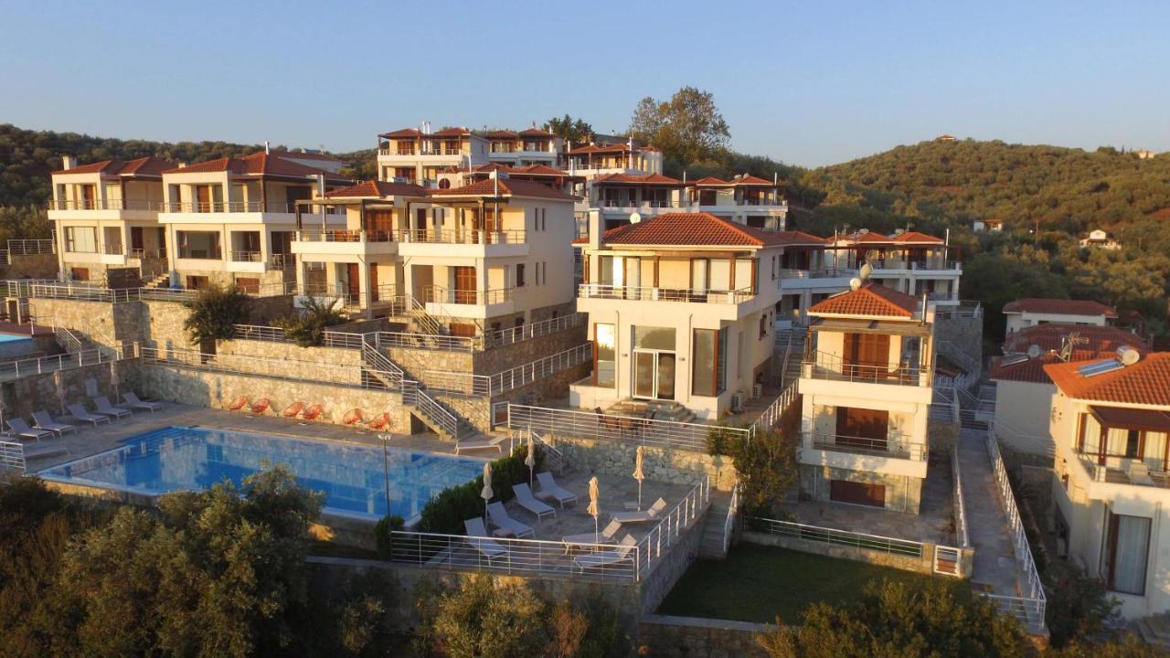 Villa Elia Pteleós Exteriör bild
